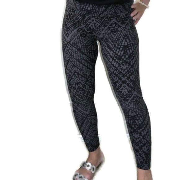 MNY Marc New York By Andrew Marc Geometric Black and Gray Women's Leggings - Picture 1 of 15